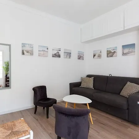 Cozy 30 M In Old With Wi-fi & Ac *